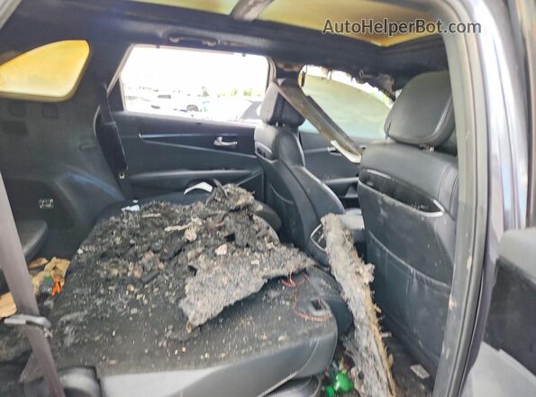 5XYPKDA50GG163794 2016 KIA SORENTO Угольный Вид задней части салона