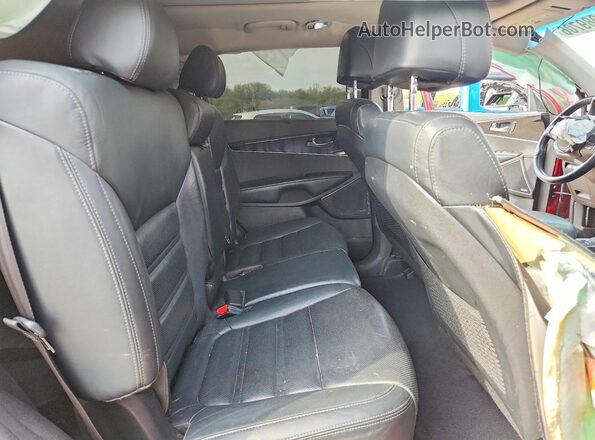 5XYPKDA50HG317695 2017 KIA SORENTO Red Rear interior view