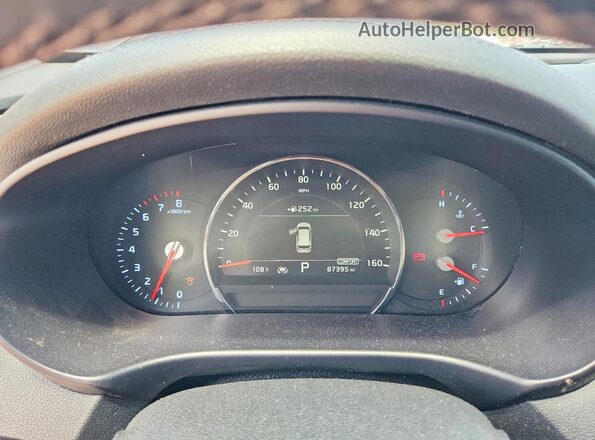 5XYPKDA51KG520294 2019 KIA SORENTO Charcoal ხელსაწყოთა პანელის ხედი