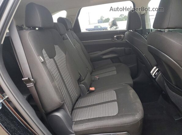 5XYRG4JC0TG417040 2026 KIA SORENTO Black Widok wnętrza z tyłu