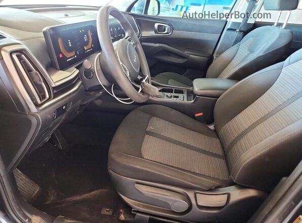 5XYRG4JC2RG263407 2024 KIA SORENTO Gray Widok wnętrza z przodu