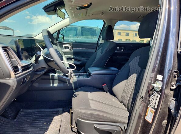 5XYRG4JC7SG361502 2025 KIA SORENTO Black Widok wnętrza z przodu