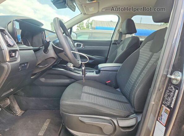 5XYRG4LC1MG031502 2021 KIA SORENTO Gray Front interior view