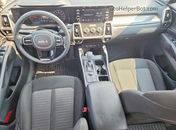 5XYRG4LC4NG149089 2022 KIA SORENTO Gray Առջևի վահանակի տեսք