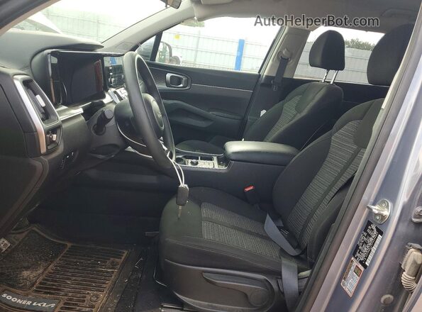 5XYRG4LC5PG246885 2023 KIA SORENTO Серый Вид салона спереди