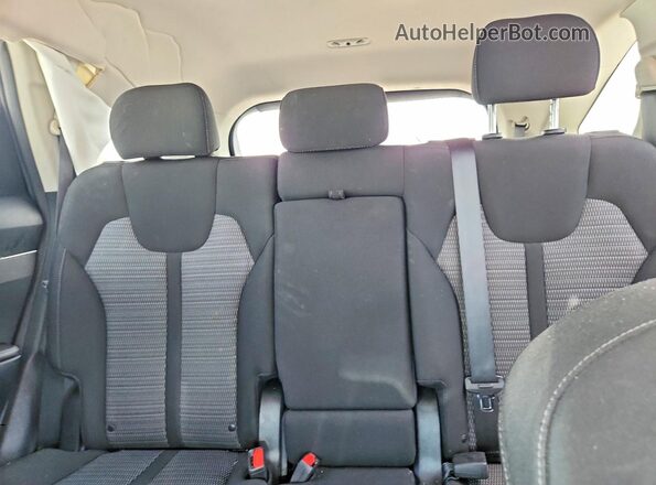 5XYRG4LC9NG112104 2022 KIA SORENTO Черный Вид задних сидений