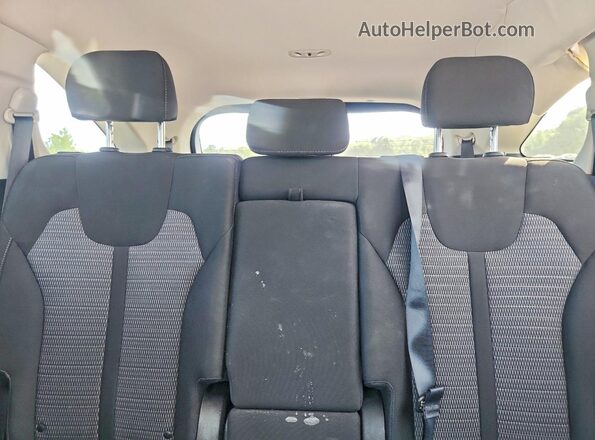 5XYRGDLC1NG127504 2022 KIA SORENTO Charcoal Rear seats view