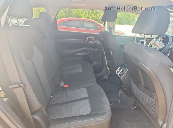 5XYRGDLC7PG211930 2023 KIA SORENTO Black Rear interior view