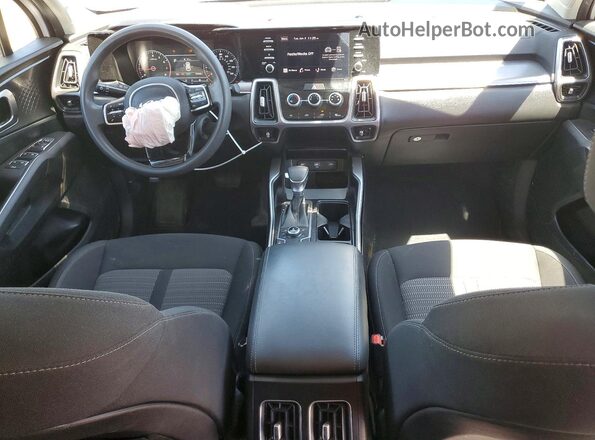 5XYRGDLC8PG251546 2023 KIA SORENTO White Widok deski rozdzielczej