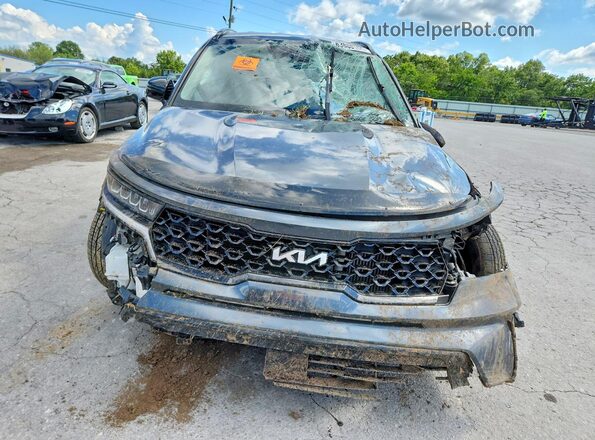 5XYRH4LF7NG133668 2022 KIA SORENTO Gray Widok z przodu