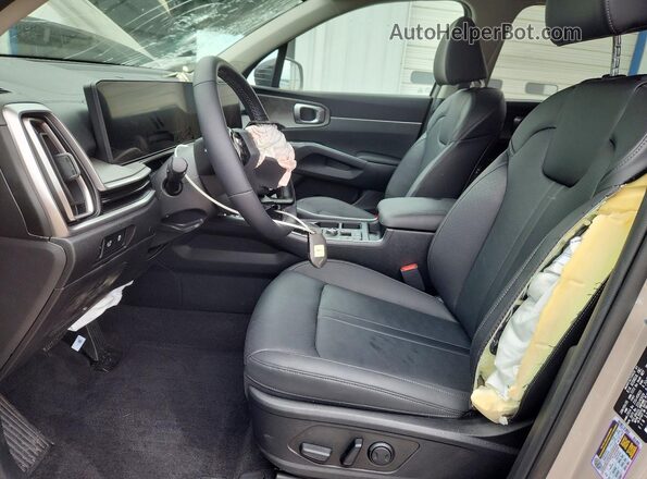 5XYRHDJF4TG449948 2026 KIA SORENTO Gray Widok wnętrza z przodu