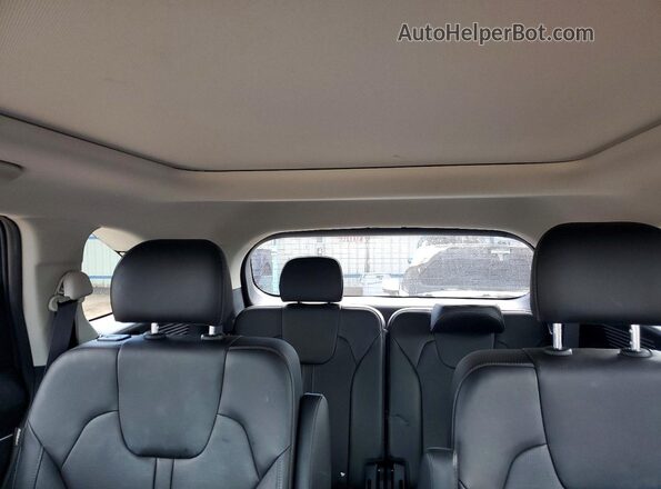 5XYRHDJFXRG260617 2024 KIA SORENTO Blue Widok tylnych siedzeń