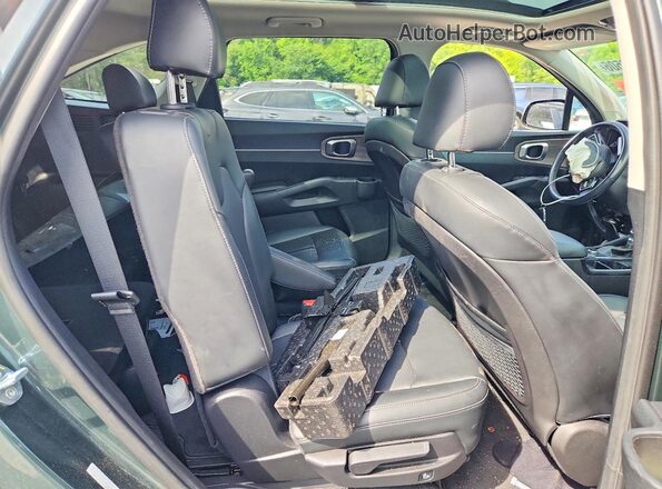 5XYRHDLF4NG103205 2022 KIA SORENTO Gray Vista interior trasera