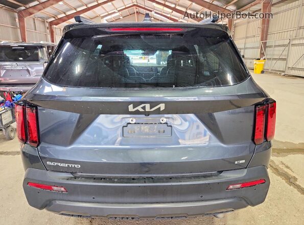 5XYRHDLF7PG163854 2023 KIA SORENTO Charcoal Rear view