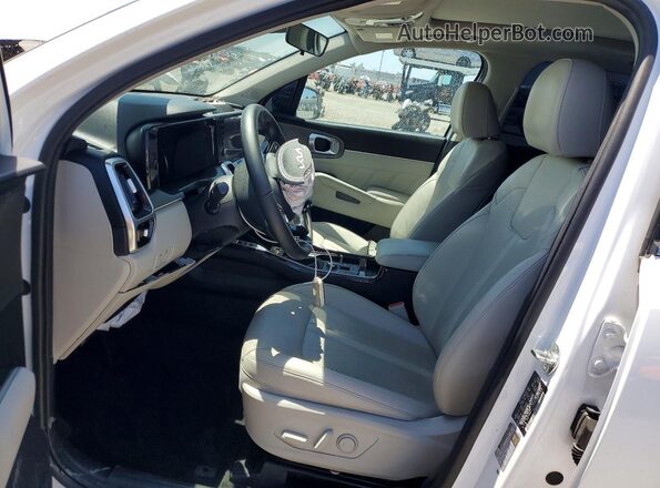 5XYRK4LF4NG127053 2022 KIA SORENTO White Вид салону спереду