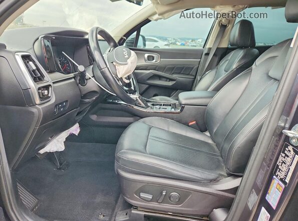 5XYRK4LF8NG081064 2022 KIA SORENTO Charcoal წინა სალონის ხედი