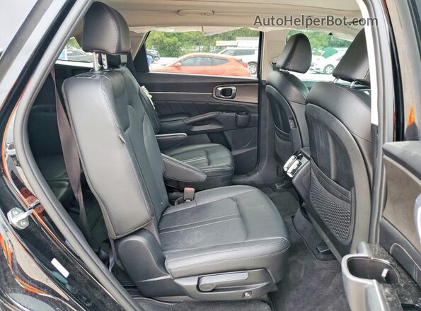 5XYRKDJF2RG280605 2024 KIA SORENTO Black უკანა სალონის ხედი
