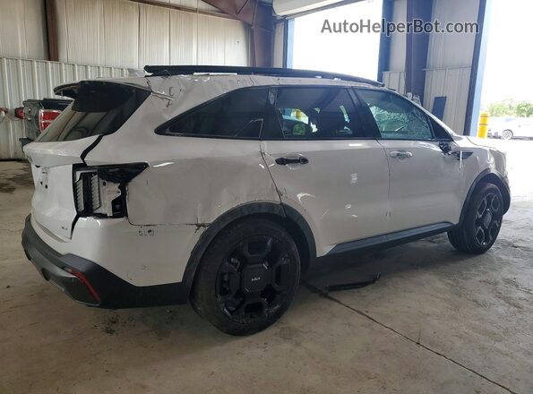 5XYRKDJF3RG267121 2024 KIA SORENTO White Задня права чверть