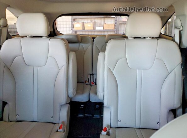 5XYRKDJF8RG269995 2024 KIA SORENTO Charcoal Vista de los asientos traseros