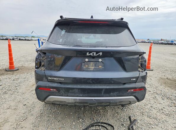 5XYRKDLF2PG164282 2023 KIA SORENTO Серый Вид сзади