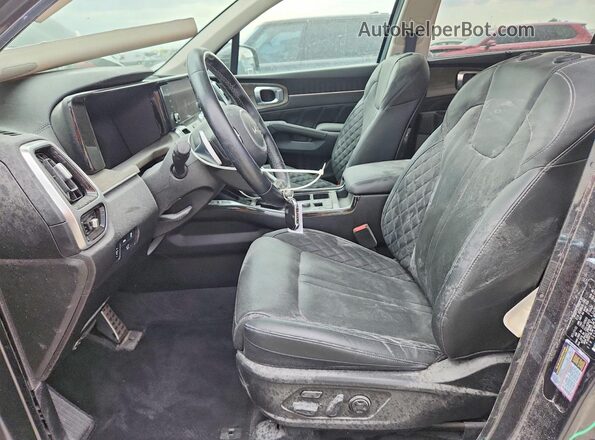 5XYRKDLF2PG164282 2023 KIA SORENTO Серый Вид салона спереди