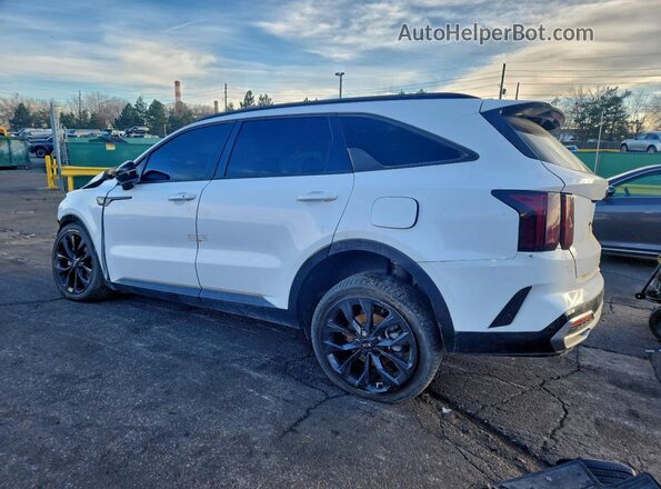 5XYRKDLF3MG054157 2021 KIA SORENTO White Rear left