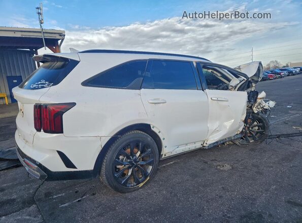 5XYRKDLF3MG054157 2021 KIA SORENTO White Rear right