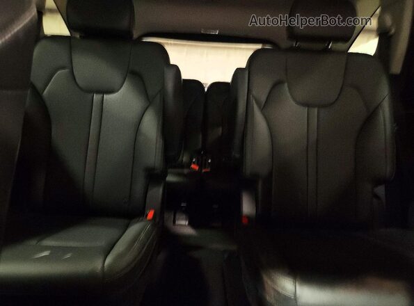 5XYRKDLF3PG186856 2023 KIA SORENTO Gray Rear seats view
