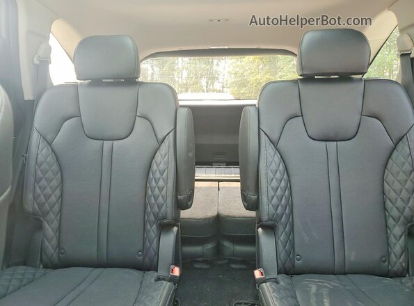 5XYRKDLF9PG249572 2023 KIA SORENTO Gray Rear seats view