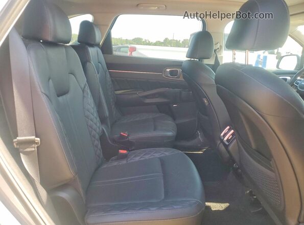 5XYRKDLFXNG089912 2022 KIA SORENTO Gray Вид задньої частини салону
