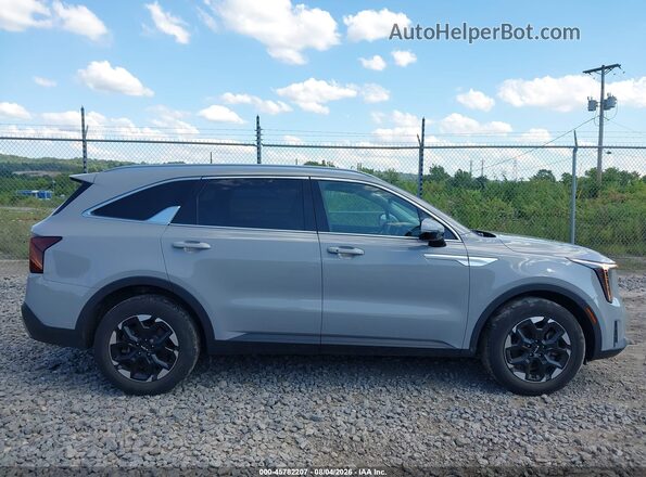 5XYRL4JC2RG287797 2024 KIA SORENTO Gray Rear interior view
