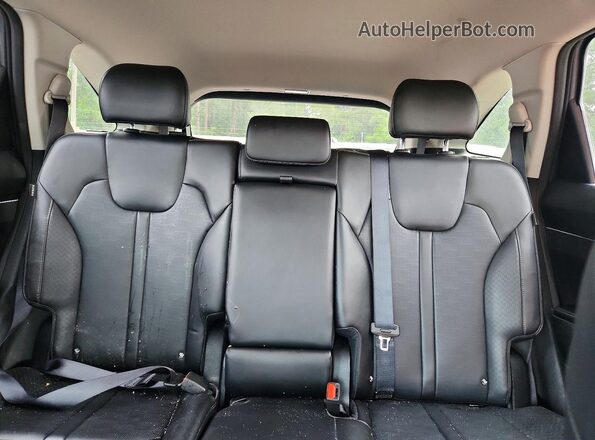 5XYRL4JC3RG270944 2024 KIA SORENTO Gray Հետևի նստատեղերի տեսք
