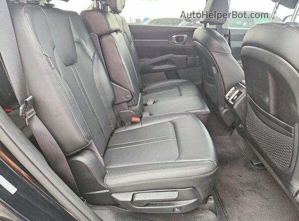 5XYRL4JC3RG272029 2024 KIA SORENTO Black უკანა სავარძლების ხედი