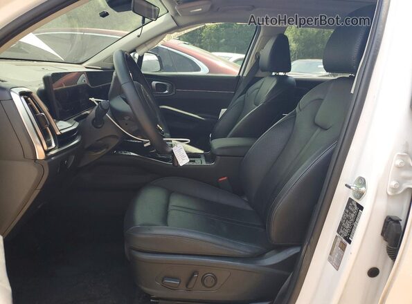 5XYRL4JC8SG384668 2025 KIA SORENTO White Սալոնի դիմացի տեսք