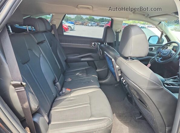 5XYRL4JC9SG406905 2025 KIA SORENTO Black Widok wnętrza z tyłu