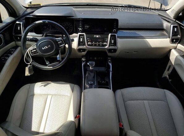 5XYRL4LC2PG203441 2023 KIA SORENTO Gray Widok deski rozdzielczej