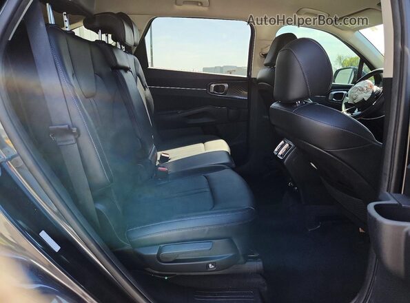 5XYRL4LC4PG190417 2023 KIA SORENTO Серый Вид задней части салона