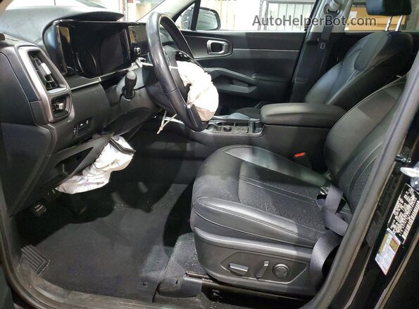 5XYRL4LC5PG182004 2023 KIA SORENTO Black Front interior view