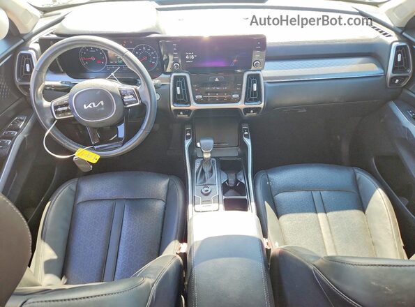 5XYRL4LCXNG157502 2022 KIA SORENTO Black Առջևի վահանակի տեսք
