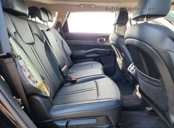 5XYRLDJC6RG281243 2024 KIA SORENTO Black Vista interior trasera