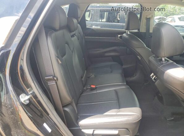 5XYRLDJC8RG279266 2024 KIA SORENTO Черный Вид задней части салона