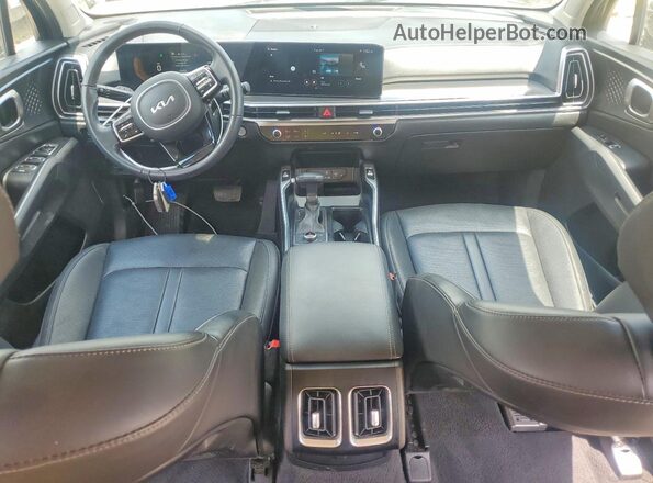 5XYRLDJC8RG279266 2024 KIA SORENTO Черный Вид панели приборов