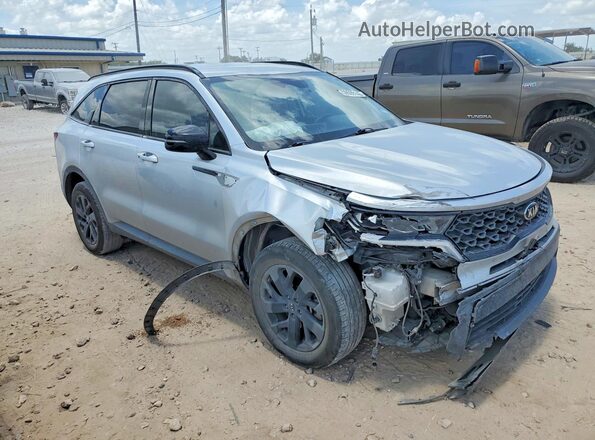 5XYRLDLC5MG004590 2021 KIA SORENTO Silver Front right