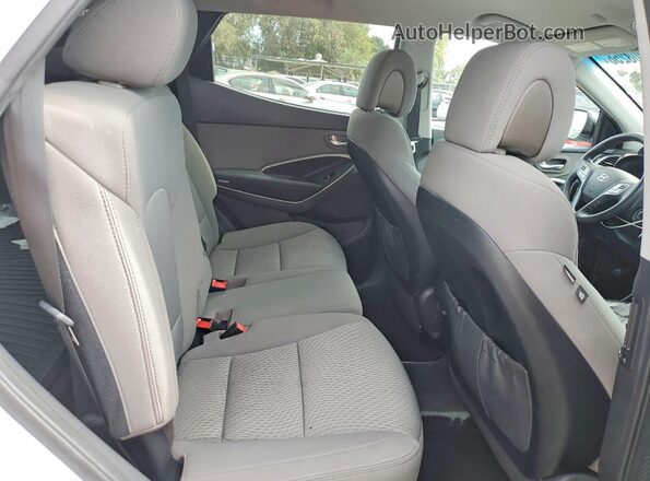 5XYZT3LB2GG379679 2016 HYUNDAI SANTA White Vista interior trasera
