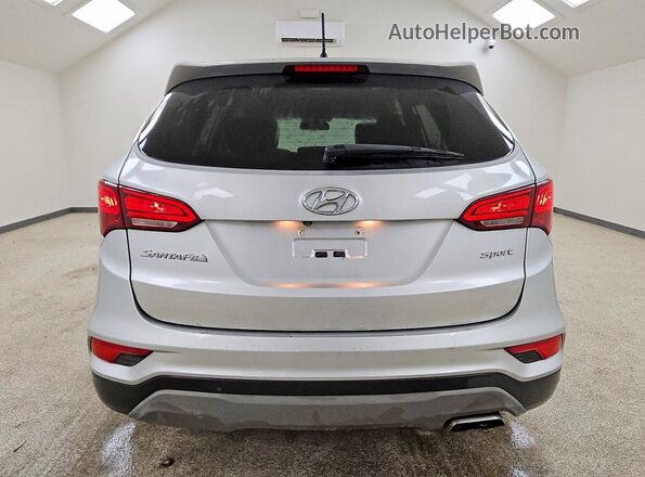 5XYZT3LB7JG553706 2018 HYUNDAI SANTA Silver Vista trasera