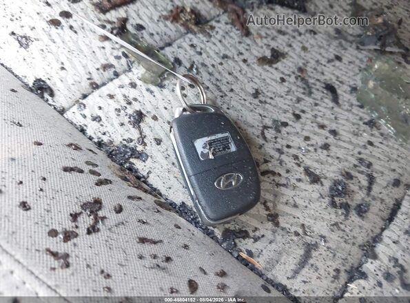 5XYZTDLB7GG377982 2016 HYUNDAI SANTA FE SPORT Черный Вид панели приборов