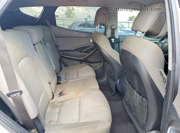 5XYZTDLB8HG430111 2017 HYUNDAI SANTA Silver Rear interior view