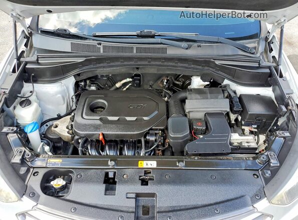 5XYZTDLB8HG430111 2017 HYUNDAI SANTA Silver Engine compartment view