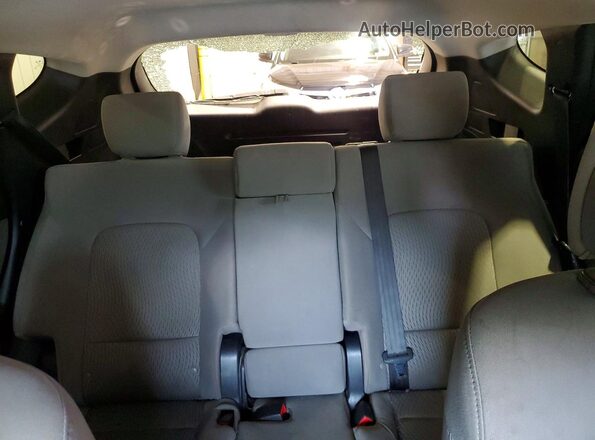 5XYZTDLBXGG321776 2016 HYUNDAI SANTA Silver Հետևի նստատեղերի տեսք