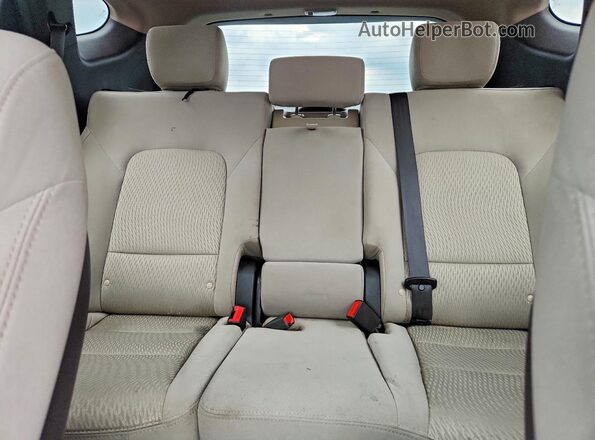 5XYZTDLBXHG442602 2017 HYUNDAI SANTA Оранжевый Вид задних сидений